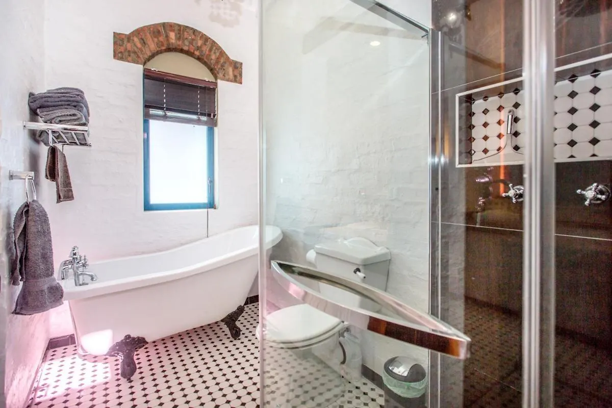 Sunset Beach Holiday Accommodation Cape Town